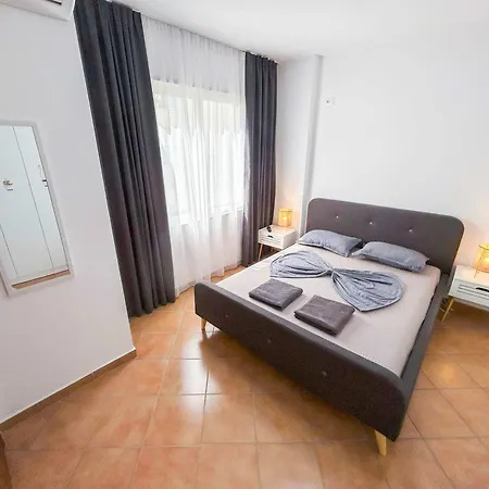 Vacation 862 Apartment Durres